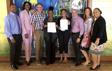 Wyndam Scholarship Recipients with Wyndam and UVI Representatives